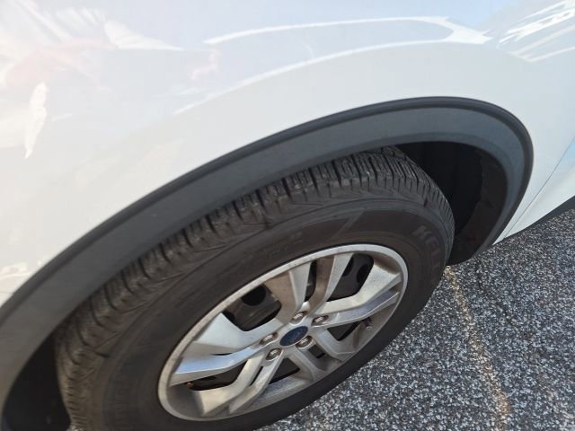 Certified 2022 Ford Escape S image 3