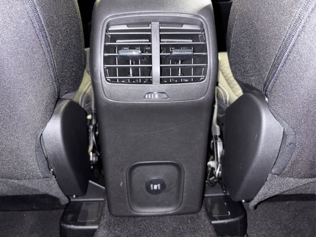 Certified 2025 Ford Escape Active AWD/4WD image 29