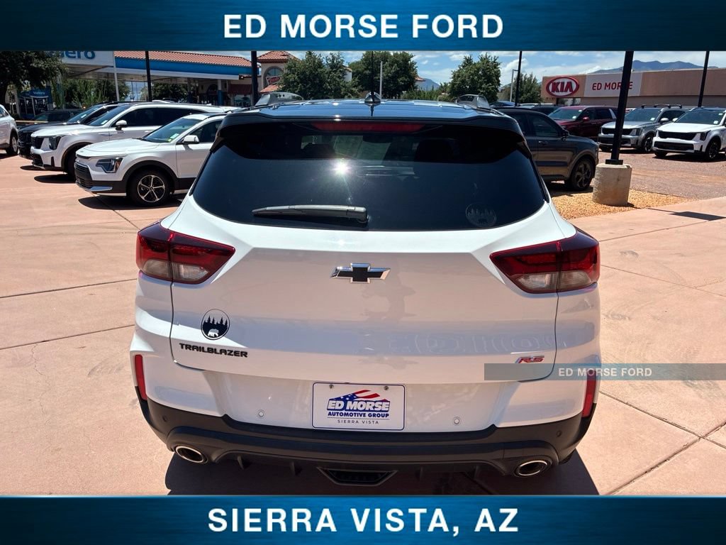 Used 2023 Chevrolet TrailBlazer RS w/ Sun and Liftgate Package FWD image 8