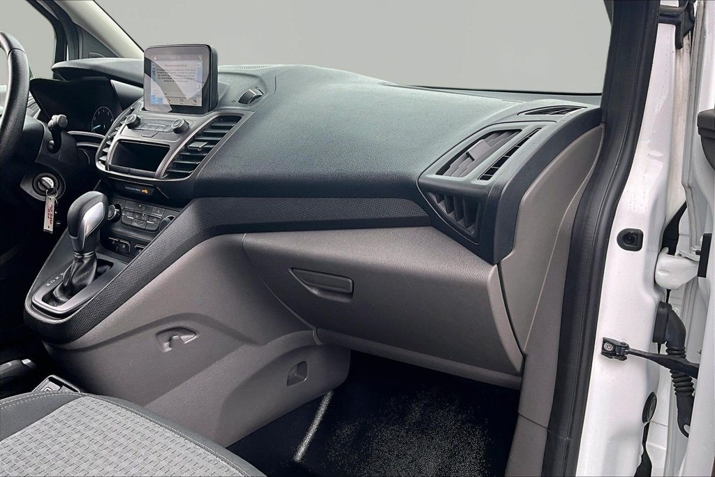 Certified 2019 Ford Transit Connect XLT FWD image 17