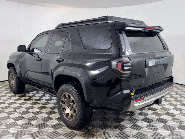 Used 2025 Toyota 4Runner Trailhunter AWD/4WD image 6