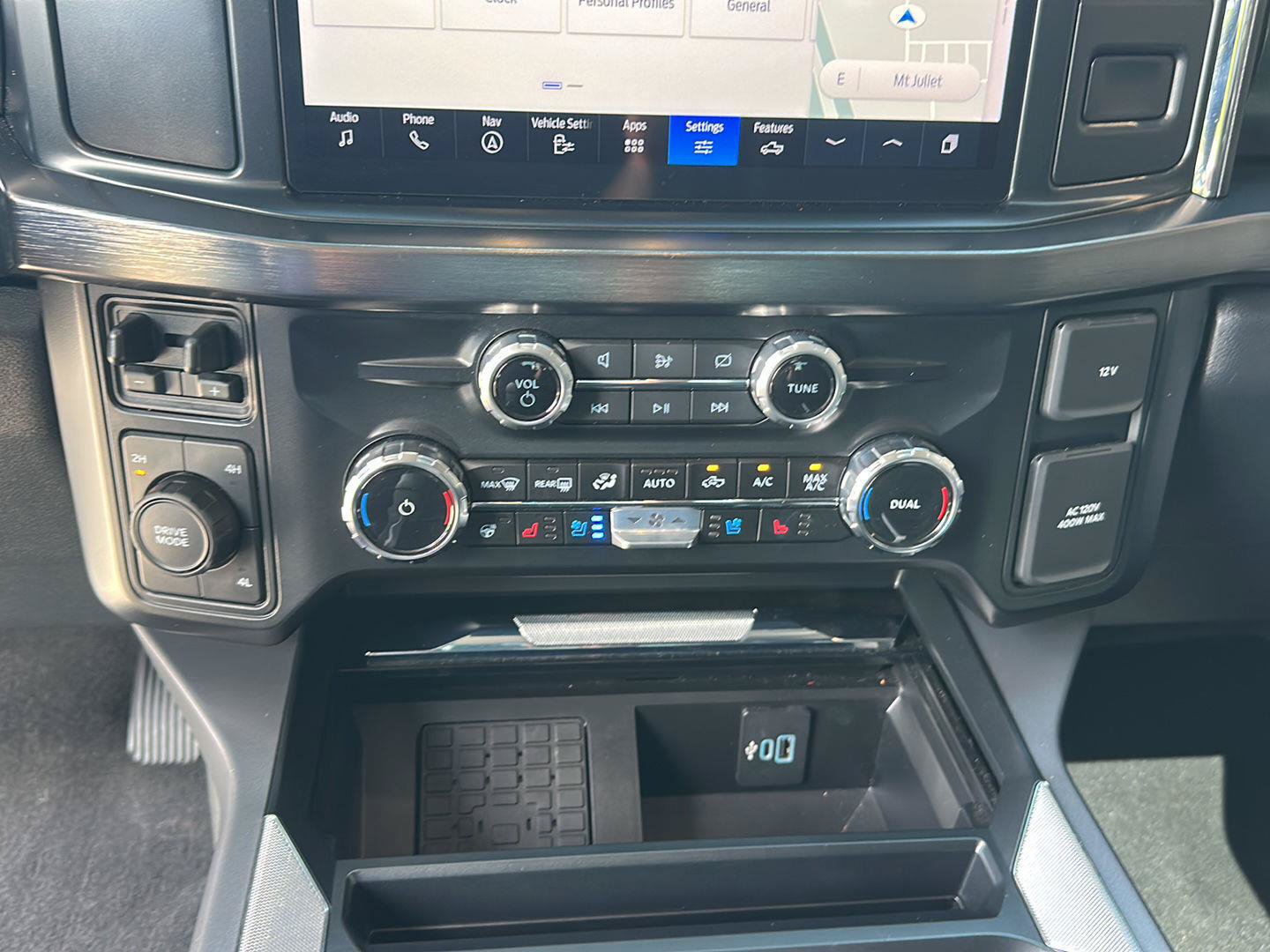 Certified 2024 Ford F250 Lariat AWD/4WD image 19