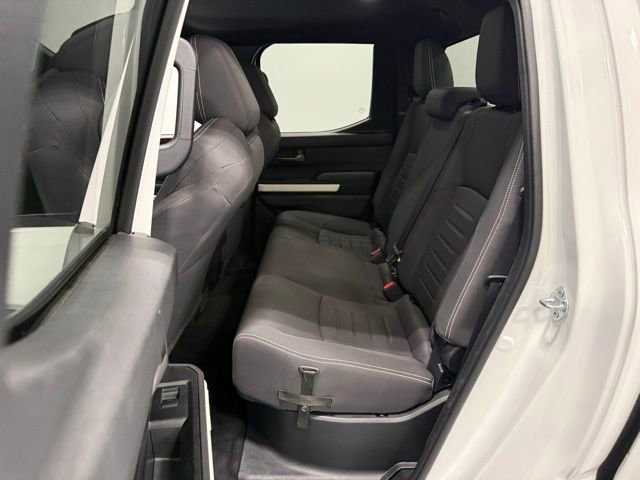 Used 2024 Toyota Tacoma TRD Off-Road AWD/4WD image 32