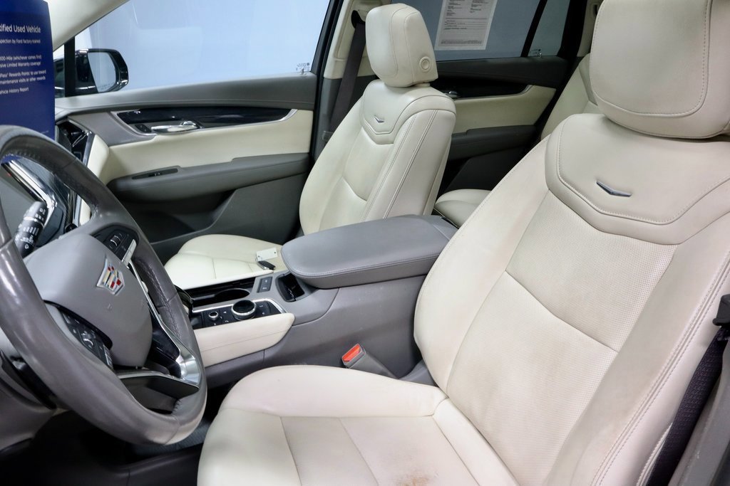 Used 2023 Cadillac XT6 Premium Luxury w/ Technology Package image 26