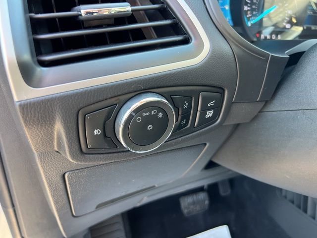 Certified 2024 Ford Edge SEL w/ Convenience Package AWD/4WD image 7
