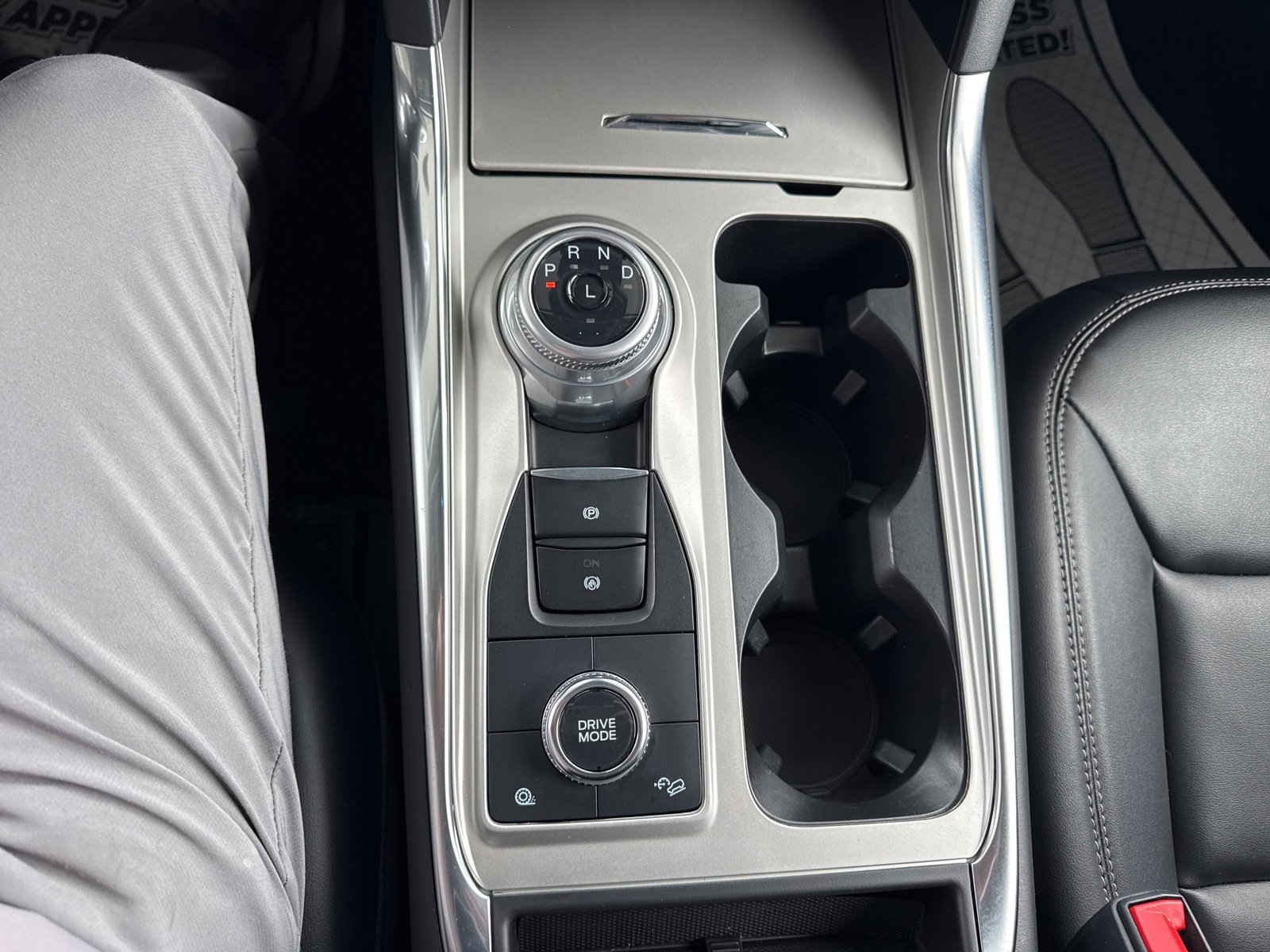 Certified 2023 Ford Explorer XLT w/ Equipment Group 202A image 32