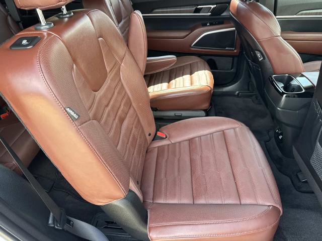 Used 2025 Kia Telluride SX Prestige AWD/4WD image 11