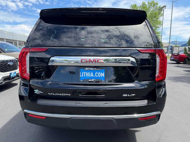 Used 2023 GMC Yukon XL SLT AWD/4WD image 8