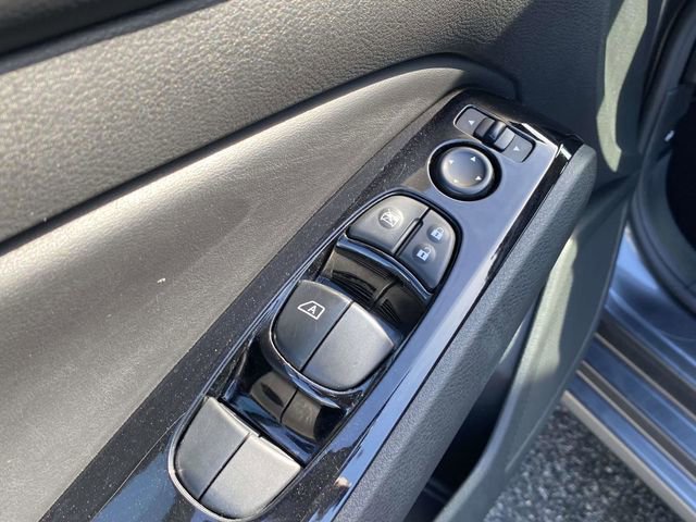 Used 2023 Nissan Altima 2.5 SV FWD image 19