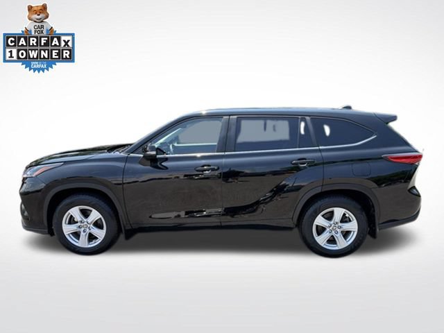Used 2023 Toyota Highlander LE AWD/4WD image 4