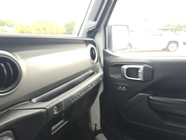 Used 2021 Jeep Wrangler Unlimited Sport AWD/4WD image 14