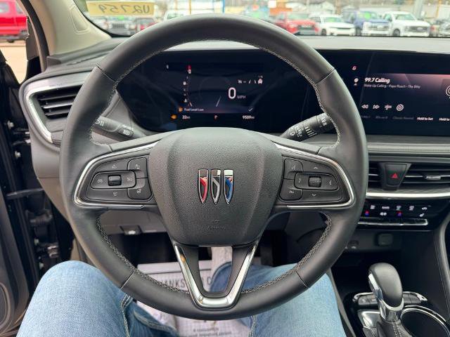 Used 2024 Buick Encore GX Avenir image 25