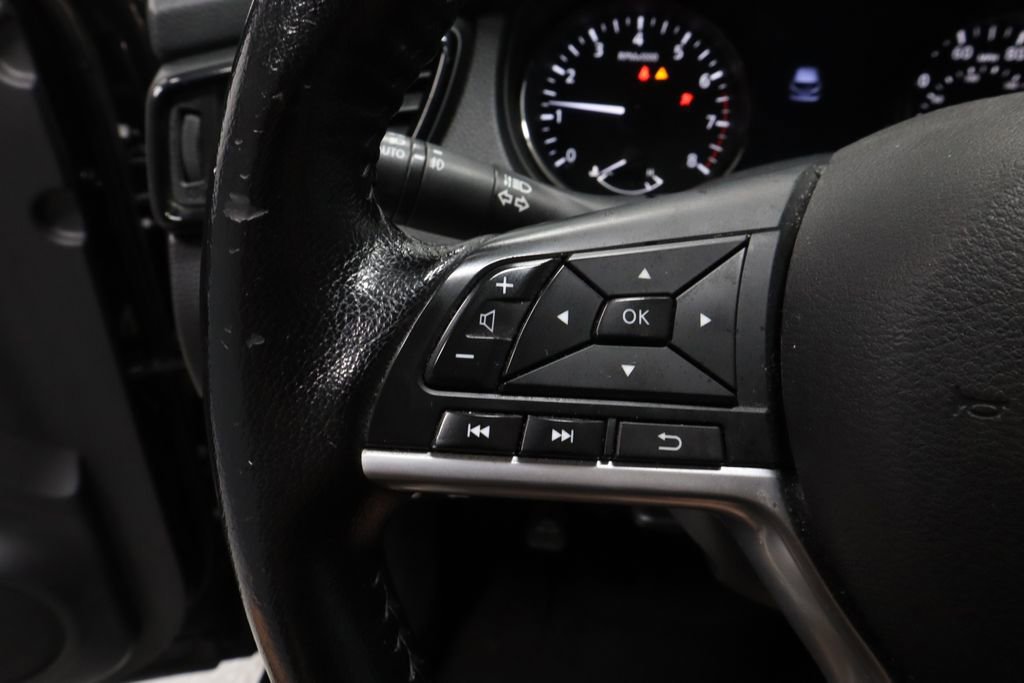 Used 2020 Nissan Rogue Sport SV w/ All-Weather Package image 26