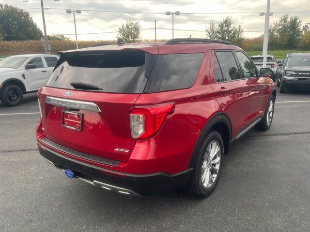 Certified 2023 Ford Explorer XLT w/ Equipment Group 202A AWD/4WD image 5