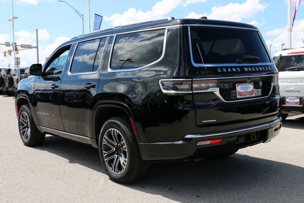Used 2022 Jeep Grand Wagoneer Series II AWD/4WD image 7