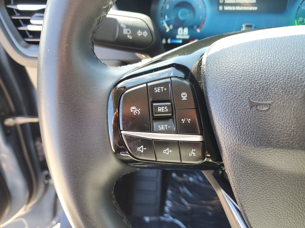 Certified 2024 Ford Escape Platinum AWD/4WD image 20