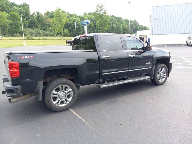 Used 2019 Chevrolet Silverado 2500 High Country w/ Duramax Plus Package AWD/4WD image 6