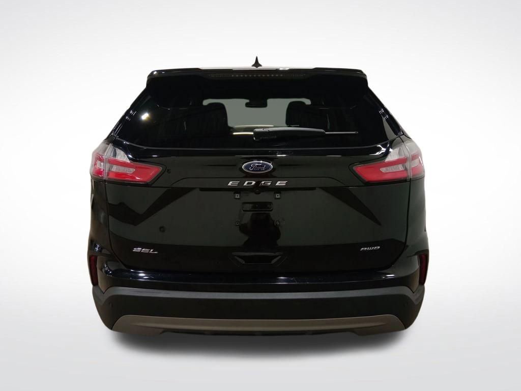 Certified 2023 Ford Edge SEL image 3