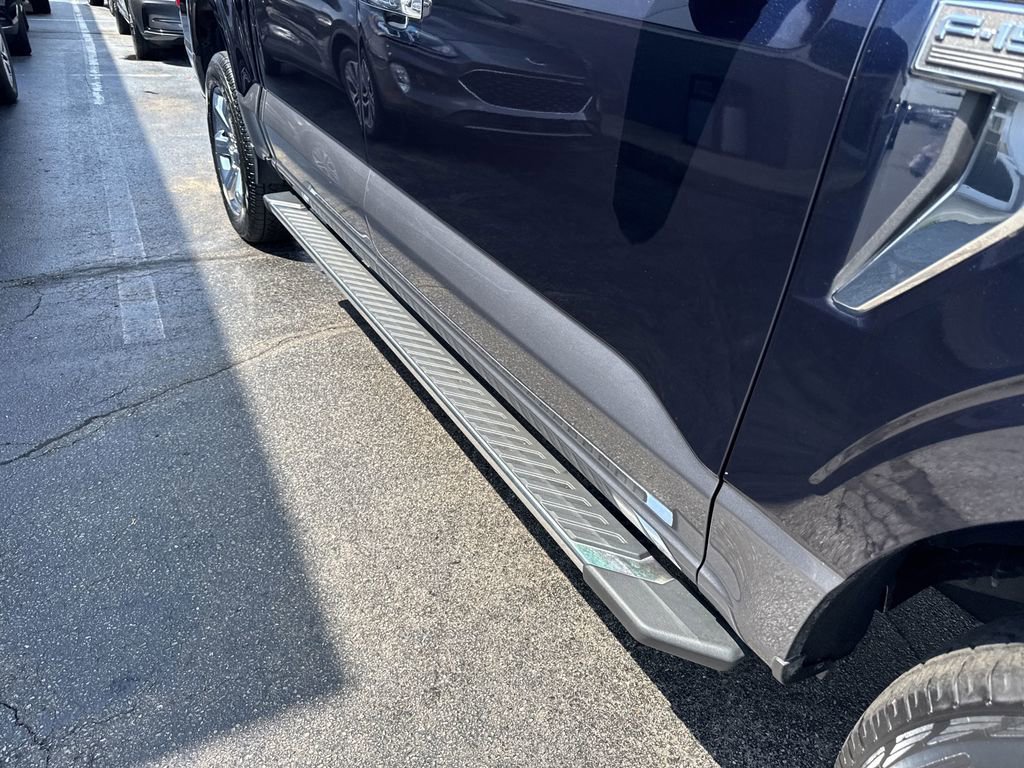 Certified 2022 Ford F150 XLT w/ Equipment Group 302A High image 13