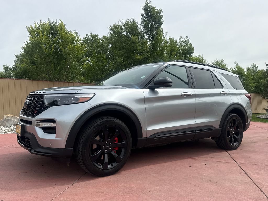 Certified 2024 Ford Explorer ST w/ Equipment Group 401A AWD/4WD image 4