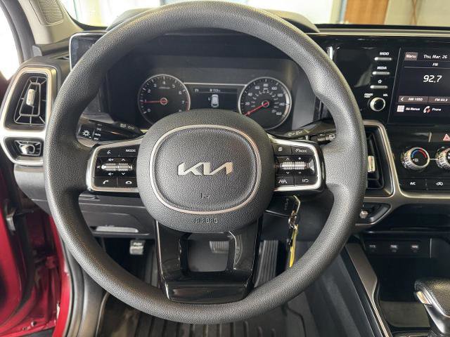 Used 2022 Kia Sorento LX image 28