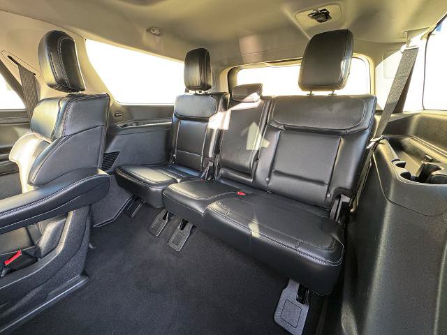 Certified 2025 Ford Expedition Max Platinum w/ Driver's Package AWD/4WD image 23