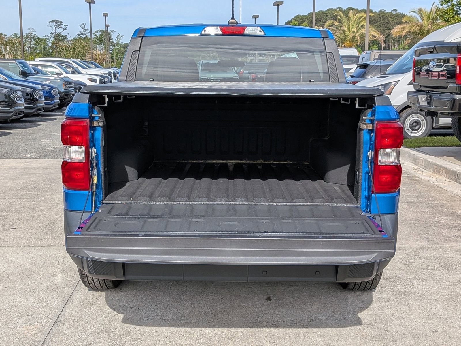 Certified 2022 Ford Maverick XLT FWD image 7