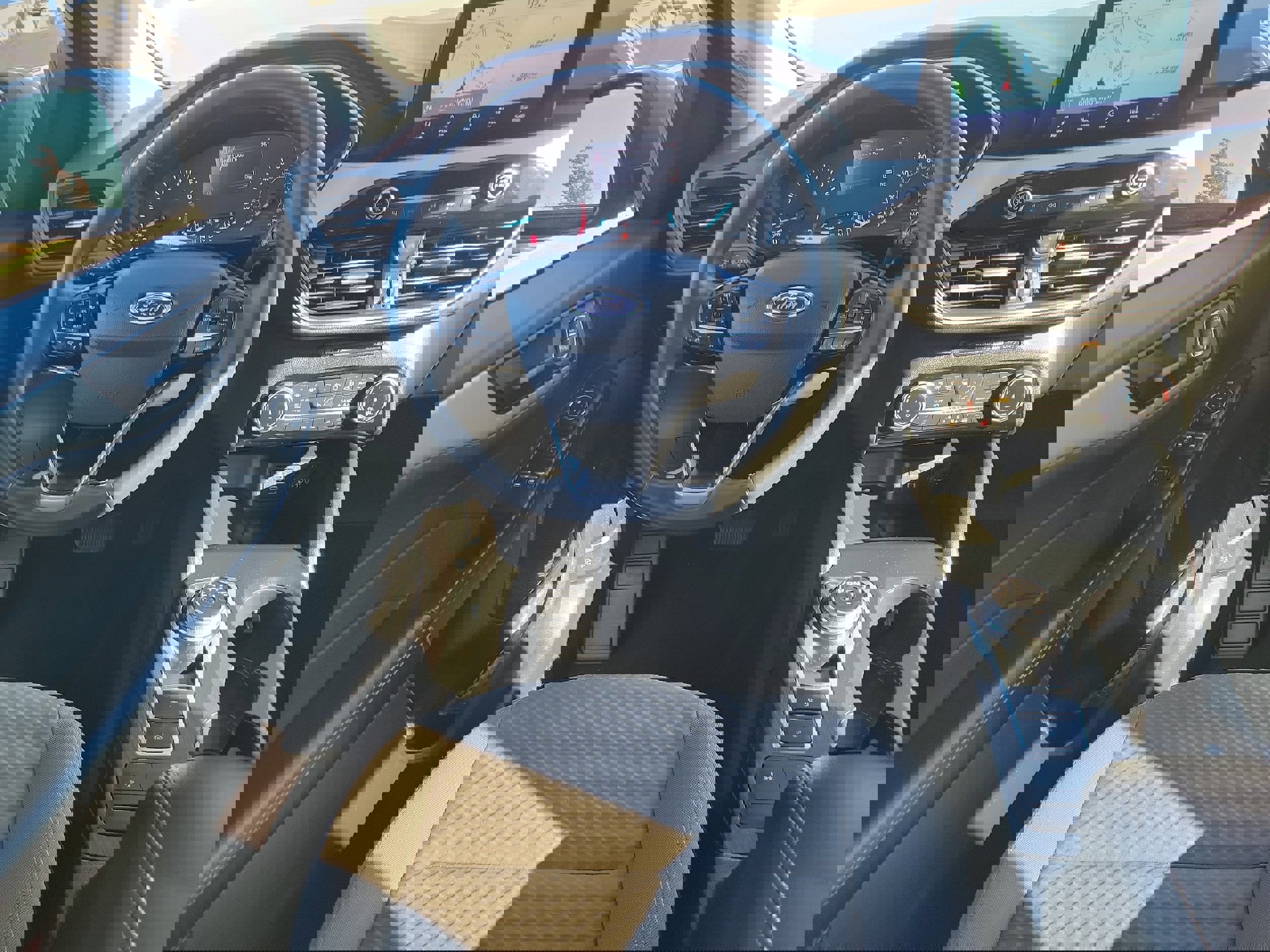 Certified 2022 Ford Escape SE w/ Convenience Package AWD/4WD image 16