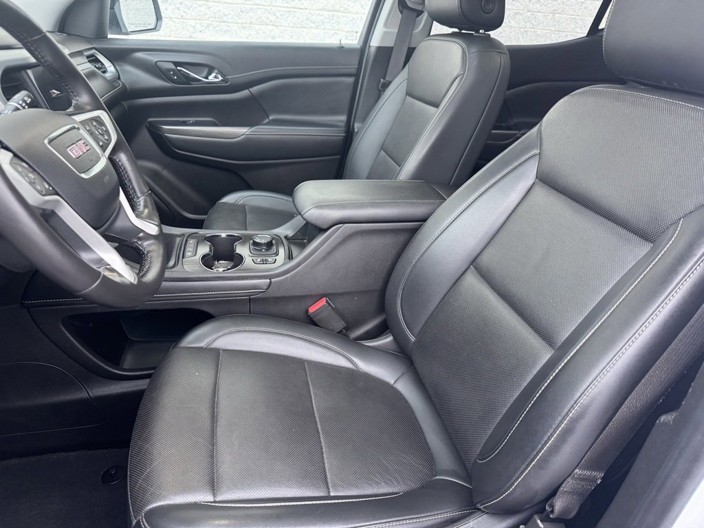 Used 2022 GMC Acadia SLT w/ Elevation Edition image 14