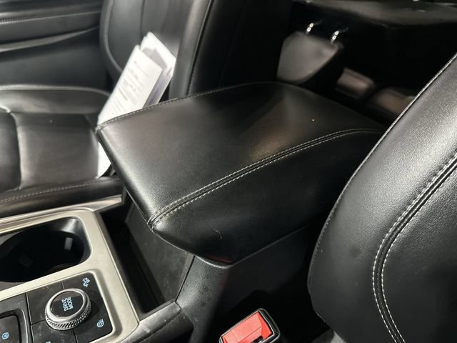 Certified 2024 Ford Explorer XLT w/ Equipment Group 202A AWD/4WD image 28