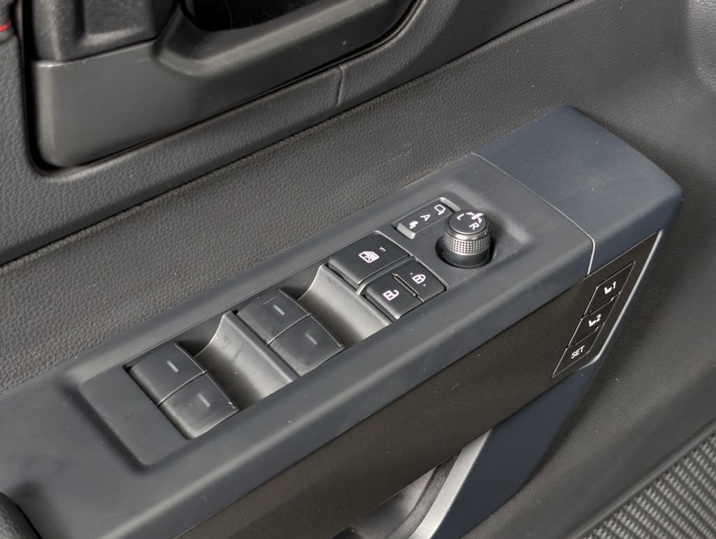 Used 2025 Toyota Sequoia TRD Pro AWD/4WD image 26