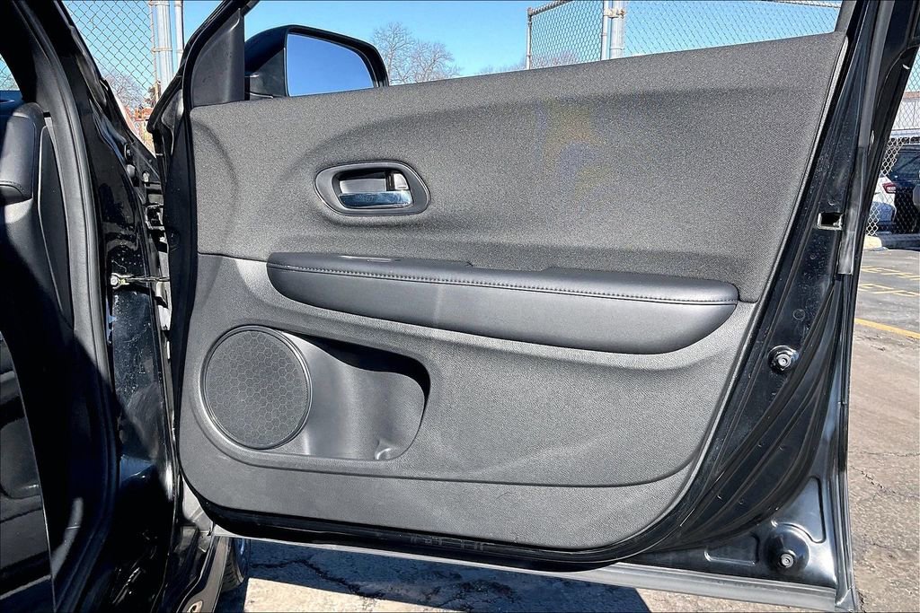 Used 2022 Honda HR-V Sport image 21