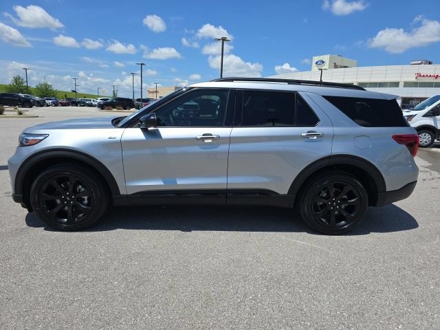 Certified 2023 Ford Explorer ST-Line w/ Class IV Trailer Tow Package AWD/4WD image 2