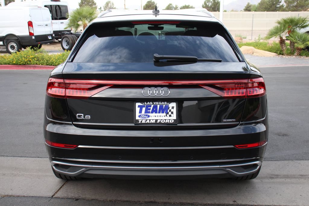 Used 2022 Audi Q8 Premium Plus AWD/4WD image 7