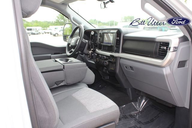 Certified 2025 Ford F450 XLT w/ 360-Degree Camera Package AWD/4WD image 12