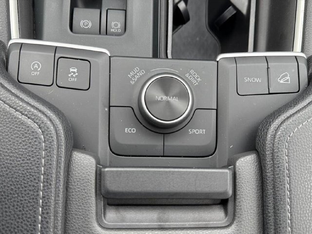 Used 2025 Toyota Grand Highlander AWD image 27