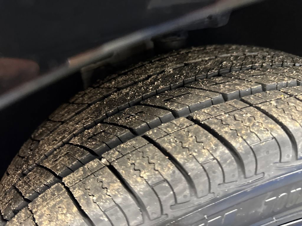 Used 2024 Buick Encore GX Sport Touring AWD/4WD image 28