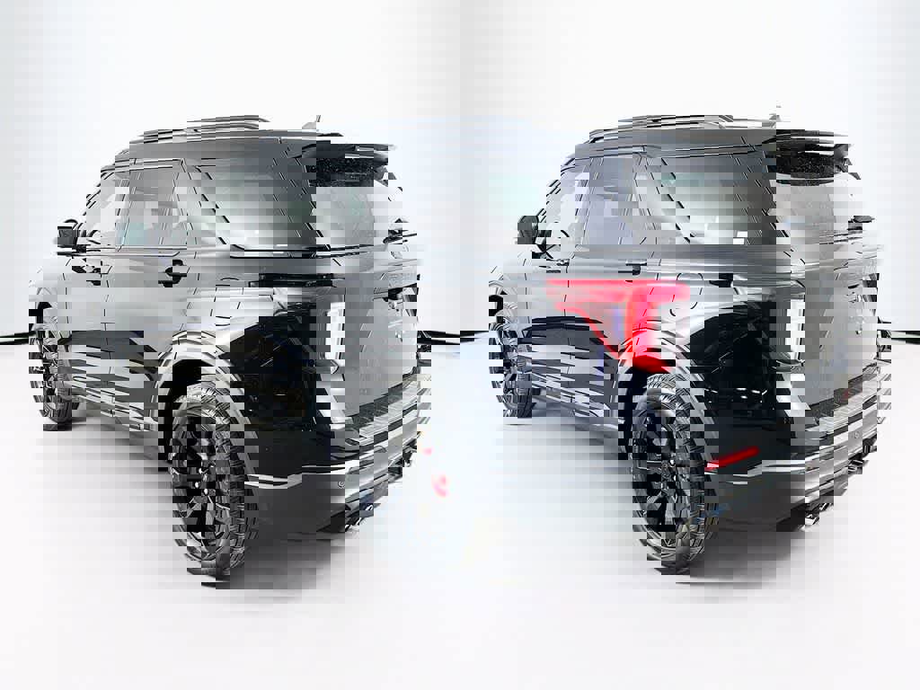 Certified 2023 Ford Explorer ST w/ Equipment Group 401A image 3