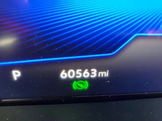 Used 2022 Volkswagen Tiguan SE R-Line image 28