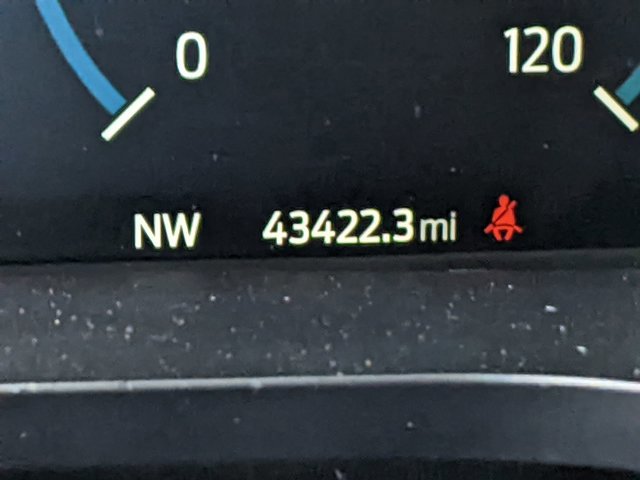 Certified 2023 Ford F150 Lariat w/ Equipment Group 502A High image 21