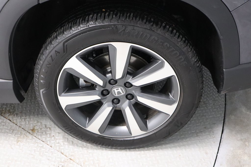 Used 2025 Honda Pilot Elite image 19