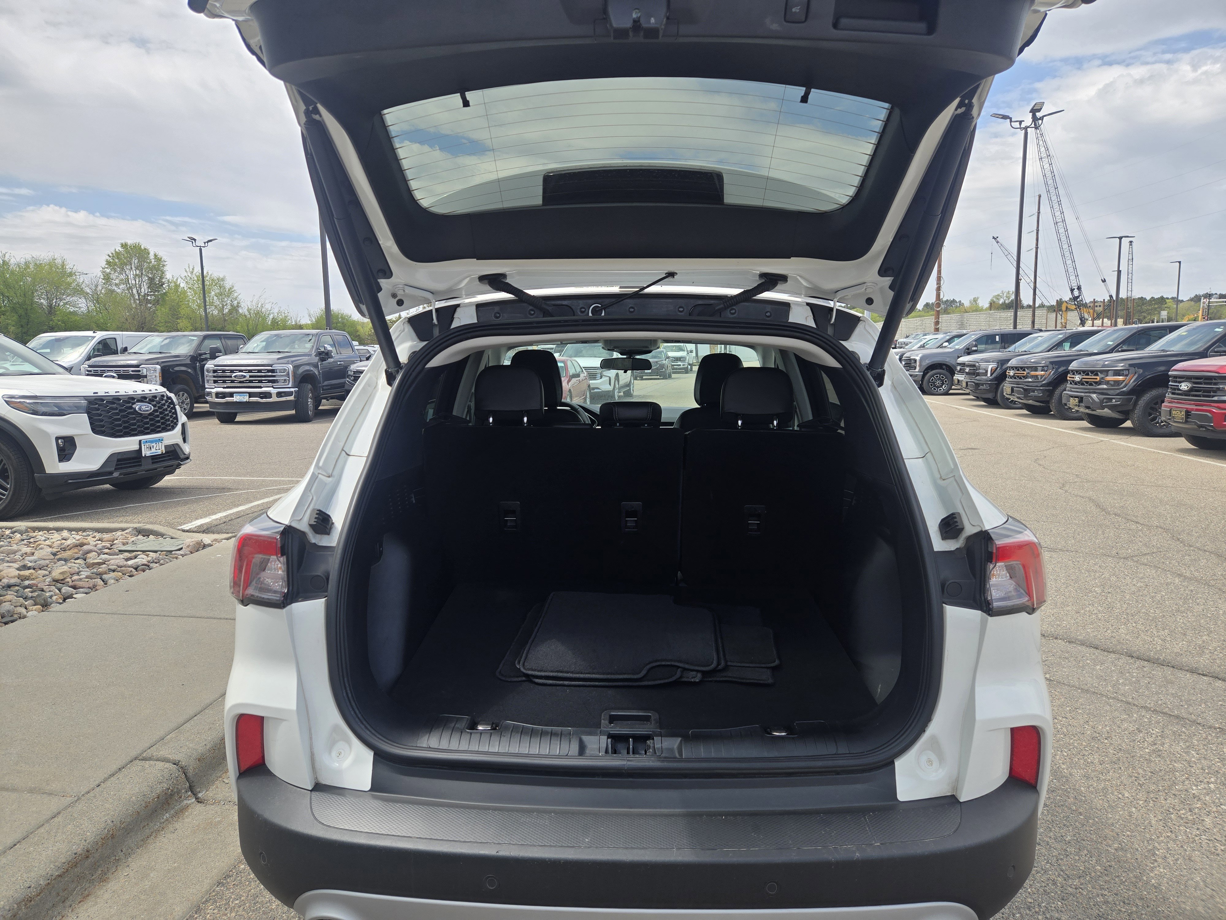 Certified 2022 Ford Escape SEL w/ Technology Package AWD/4WD image 13