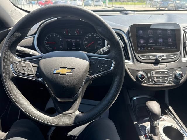 Used 2024 Chevrolet Malibu LT FWD image 9