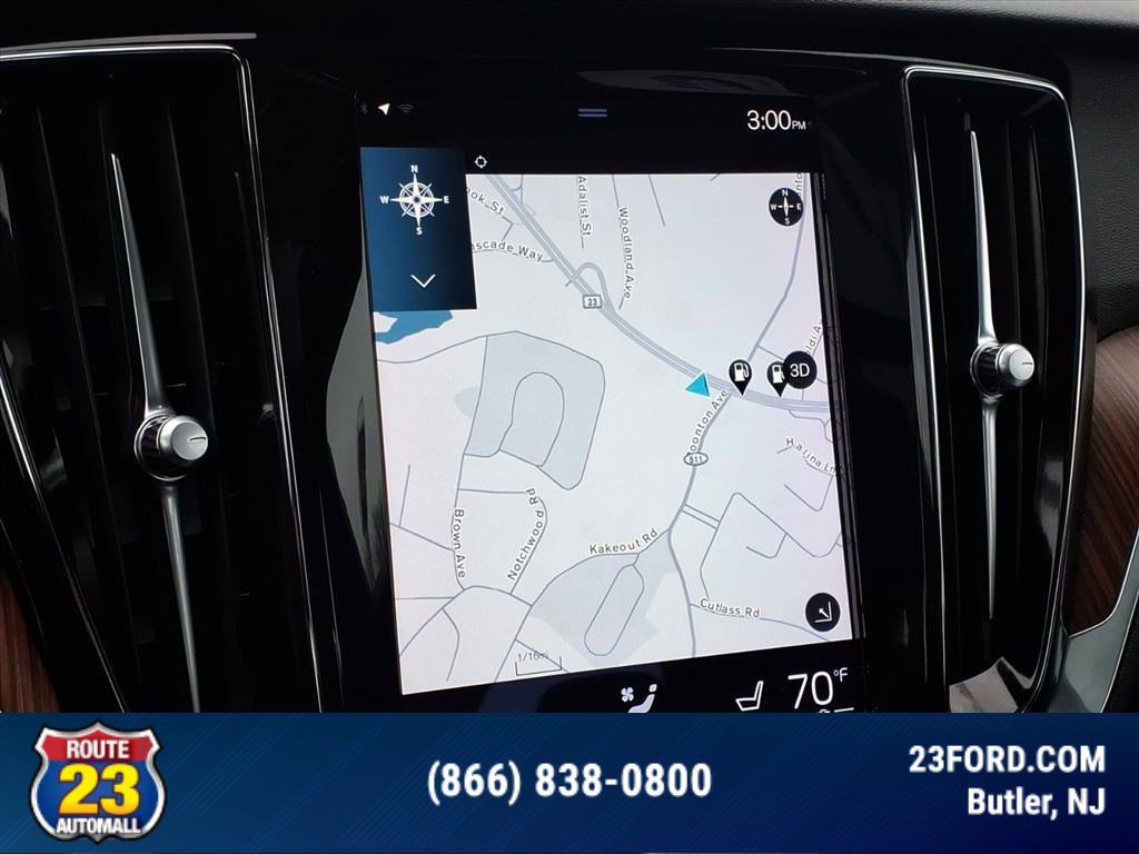 Used 2021 Volvo S60 T6 Momentum image 16