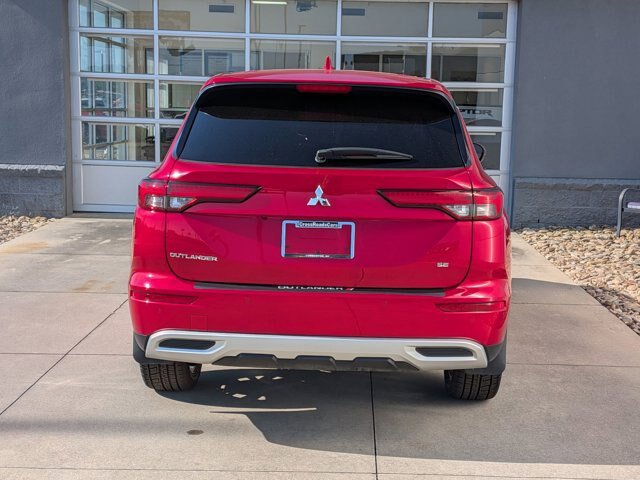 Used 2024 Mitsubishi Outlander SE FWD image 5