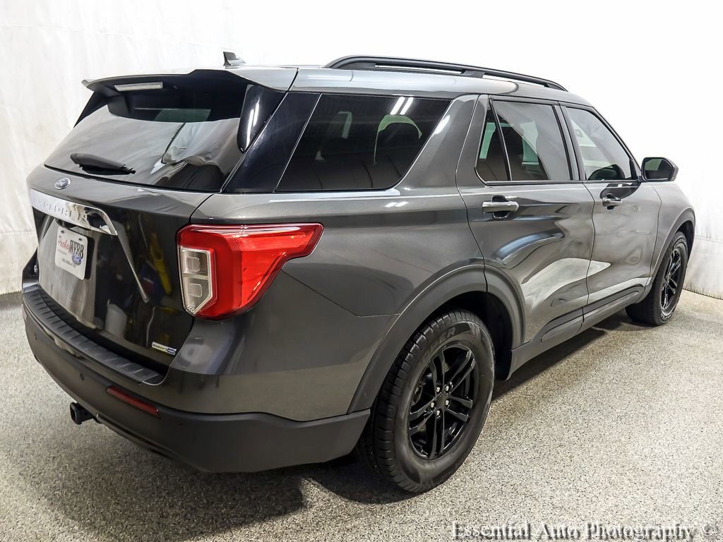 Certified 2020 Ford Explorer XLT w/ Equipment Group 202A AWD/4WD image 7