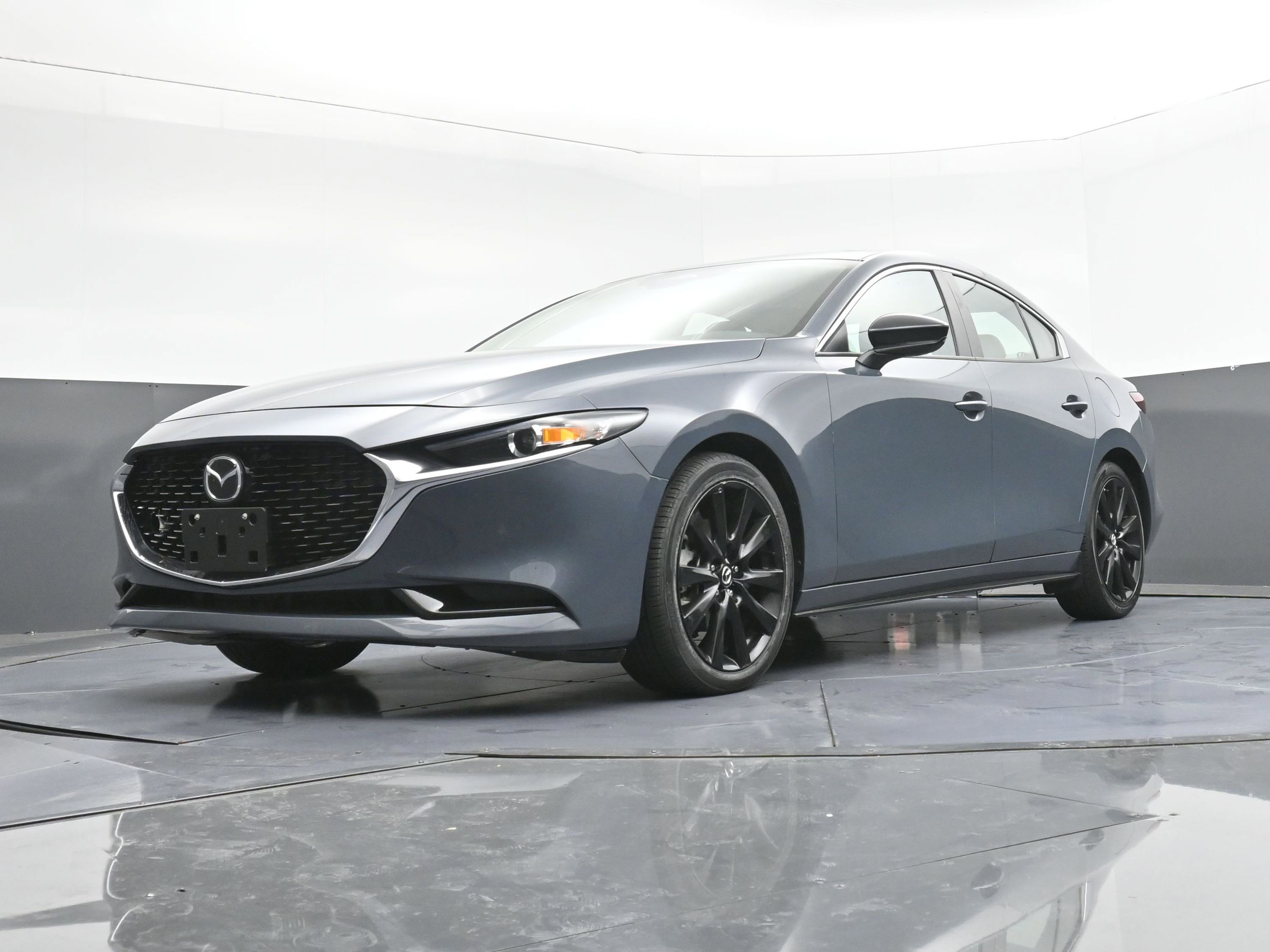 Used 2024 MAZDA MAZDA3 s image 3