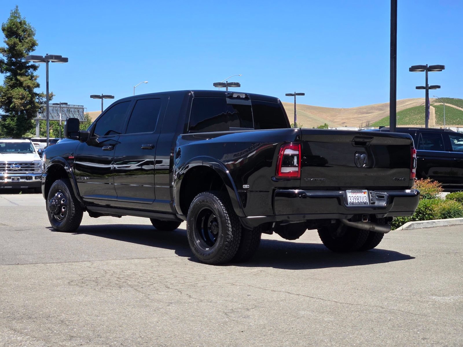 Used 2023 RAM 3500 Limited AWD/4WD image 6