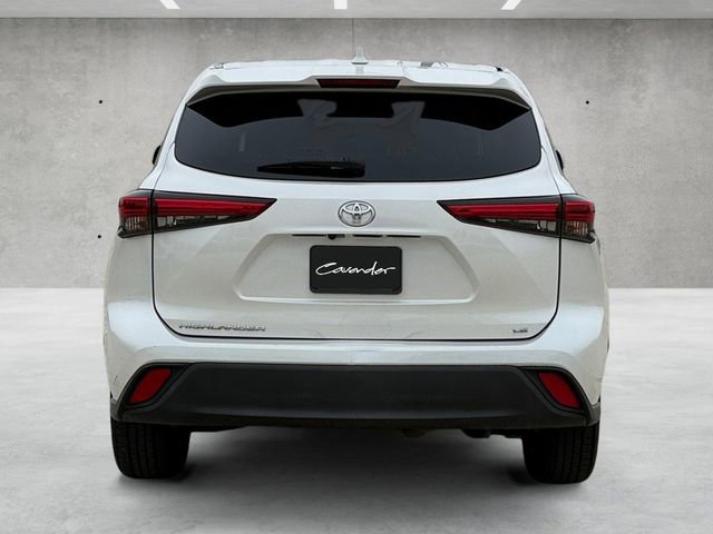 Used 2021 Toyota Highlander LE FWD image 16