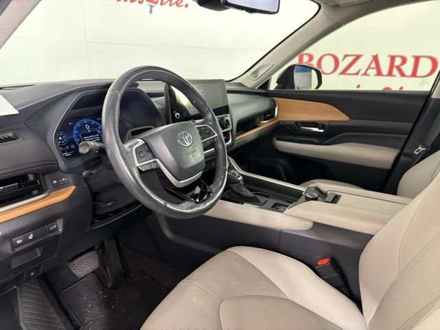 Used 2024 Toyota Grand Highlander AWD image 20
